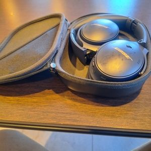 Bose quiet comfort headphones